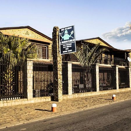 Hotel Restaurant Le Miamiam Glouglou Ambositra Exterior photo