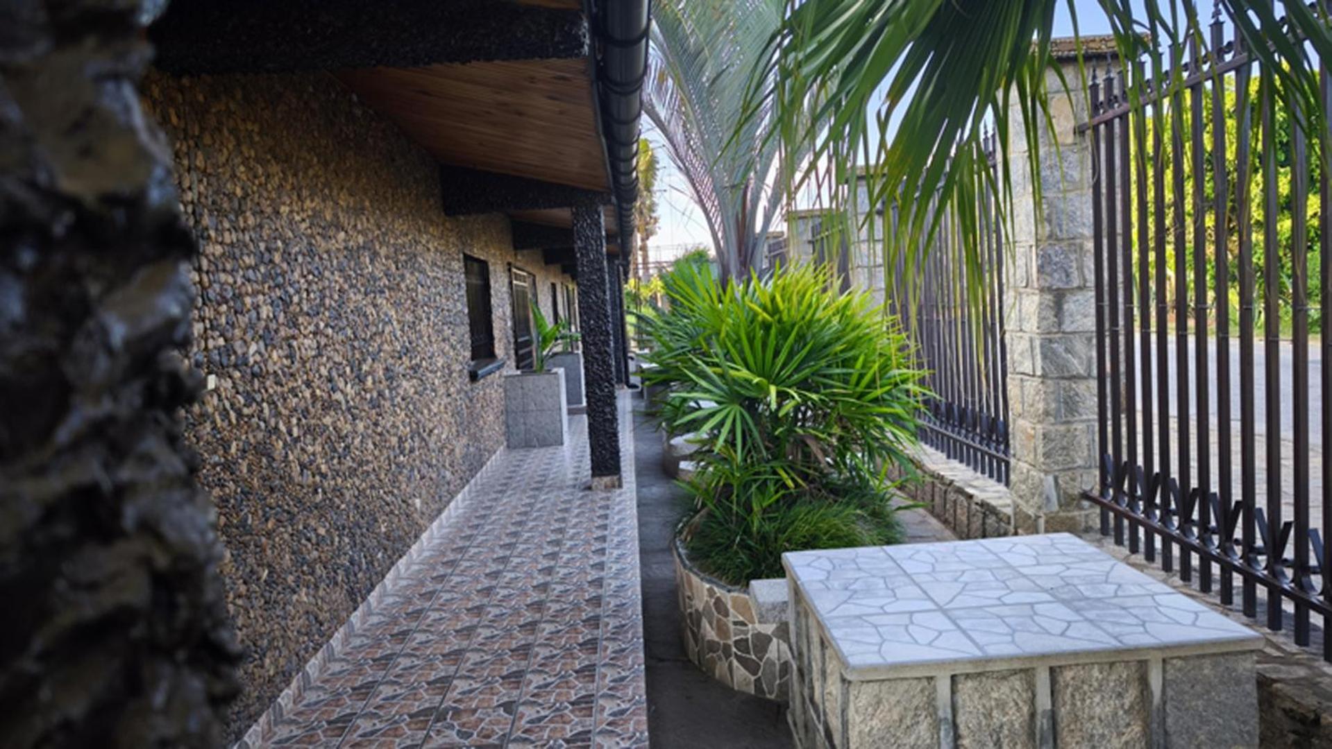 Hotel Restaurant Le Miamiam Glouglou Ambositra Exterior photo